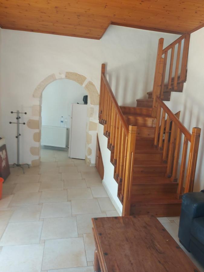 Old Plaka Villa Экстерьер фото