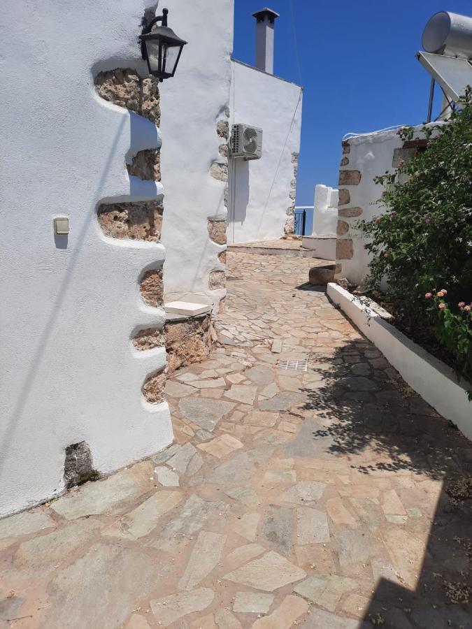 Old Plaka Villa Экстерьер фото